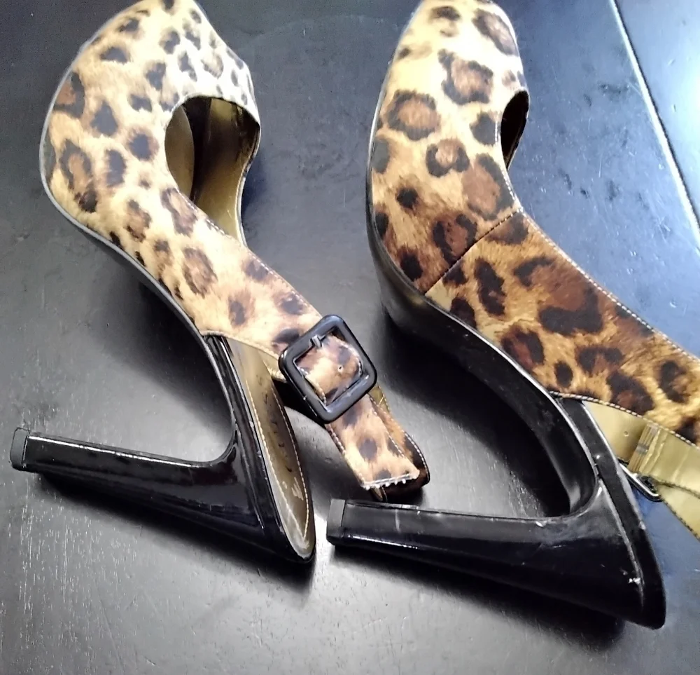 Guess Calf Hair Open Toe Pumps Size   7M